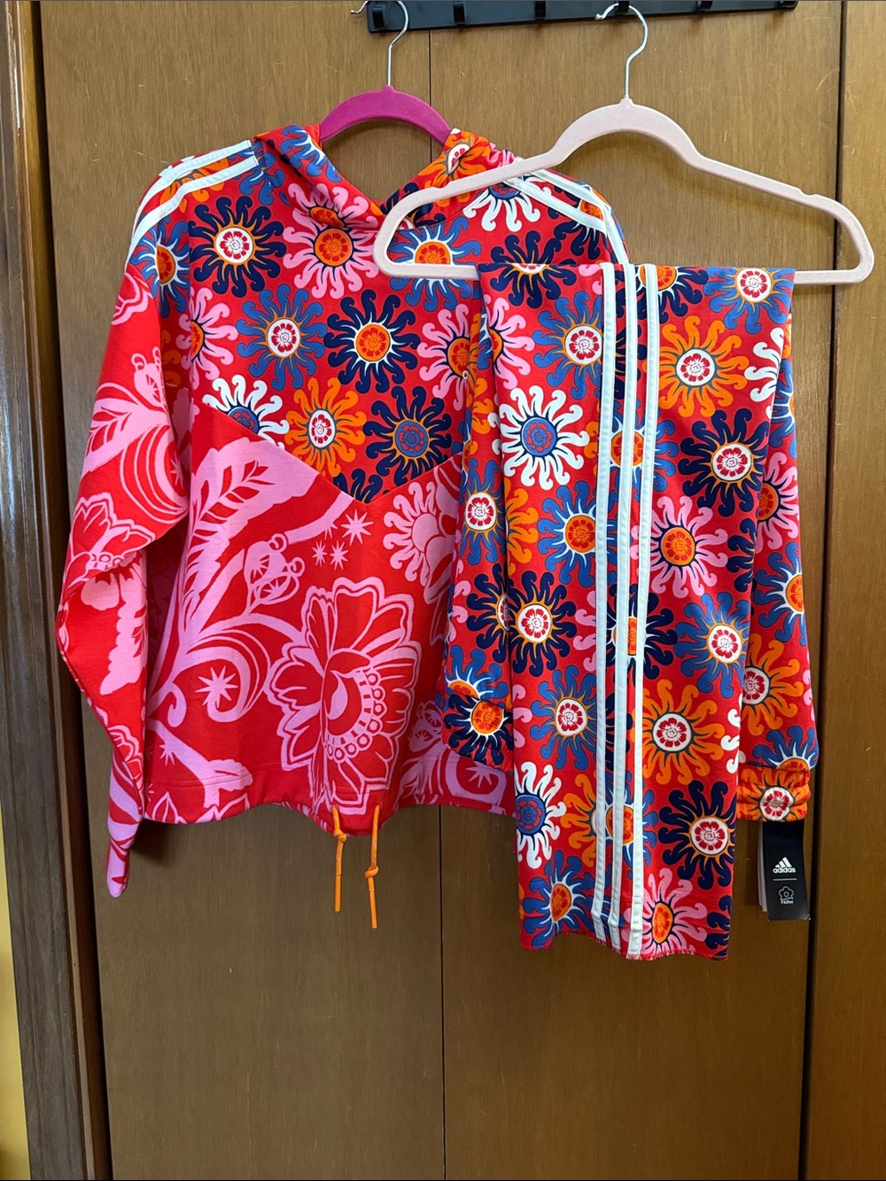 Adidas x FARM Rio Floral Hoodie & Flared Pants Set – NWT | Size 1X - Picture 16 of 16
